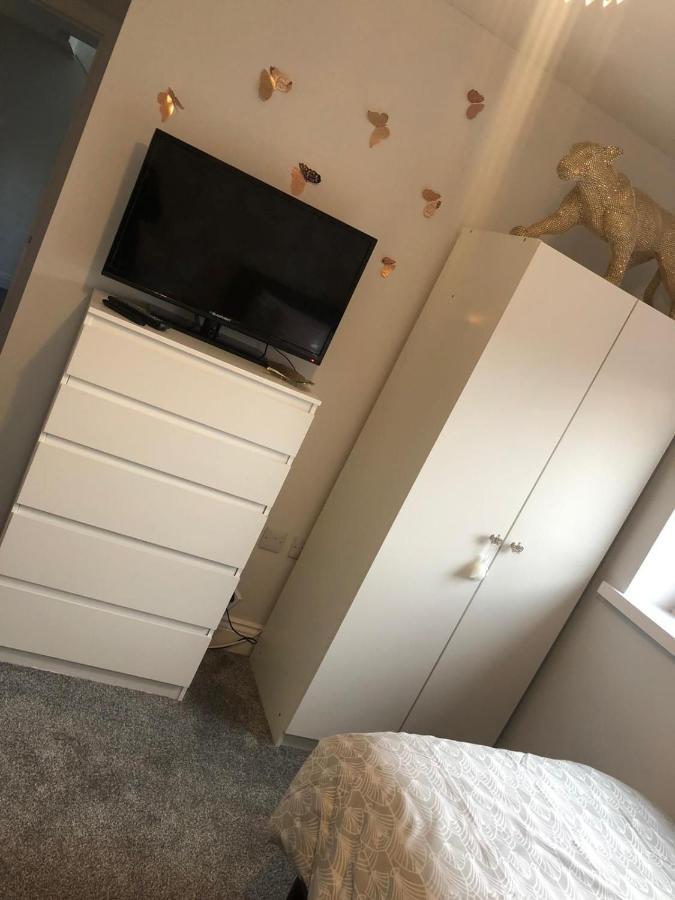 Alcantara- Modern Home With Hot Tub- Sleeps 10 Cromdale Екстер'єр фото