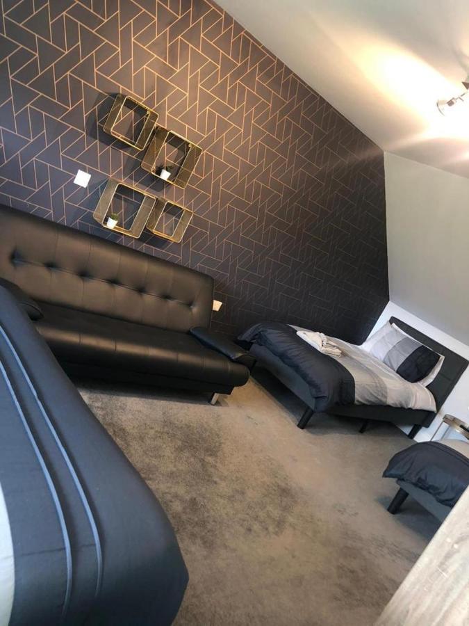 Alcantara- Modern Home With Hot Tub- Sleeps 10 Cromdale Екстер'єр фото